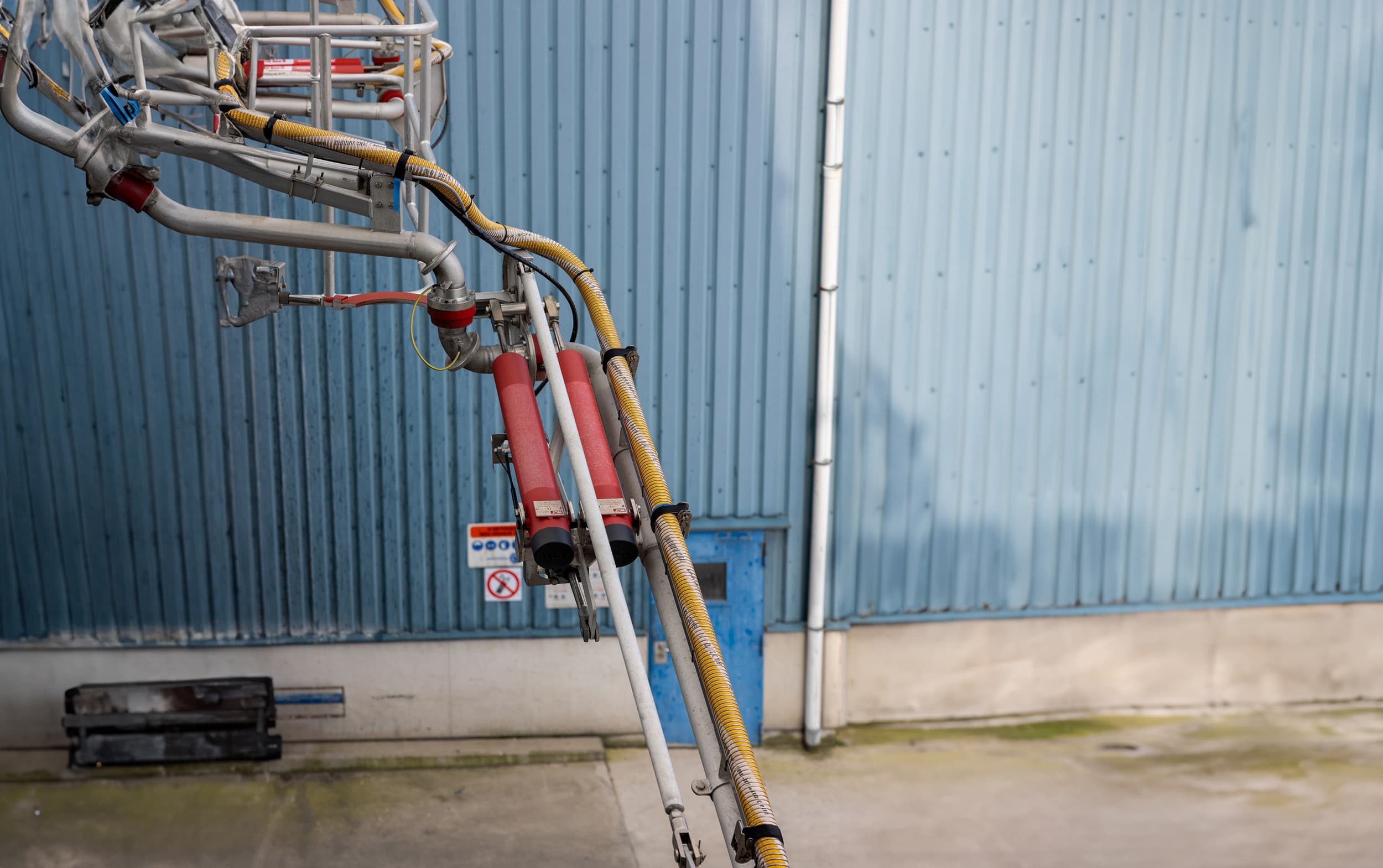 Loading<br/>Equipment